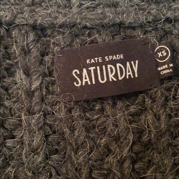 Cozy Kate Spade sweater - Picture 4 of 5